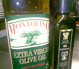 オリーブオイル「モントリーボ」と「ヴィピアーノ」